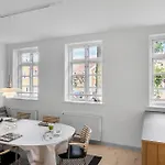 2 Bedroom Gorgeous In
