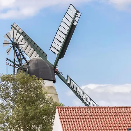 2 Bedroom Gorgeous In *